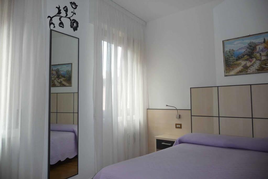 Albergo Aurora Malcesine Exterior photo