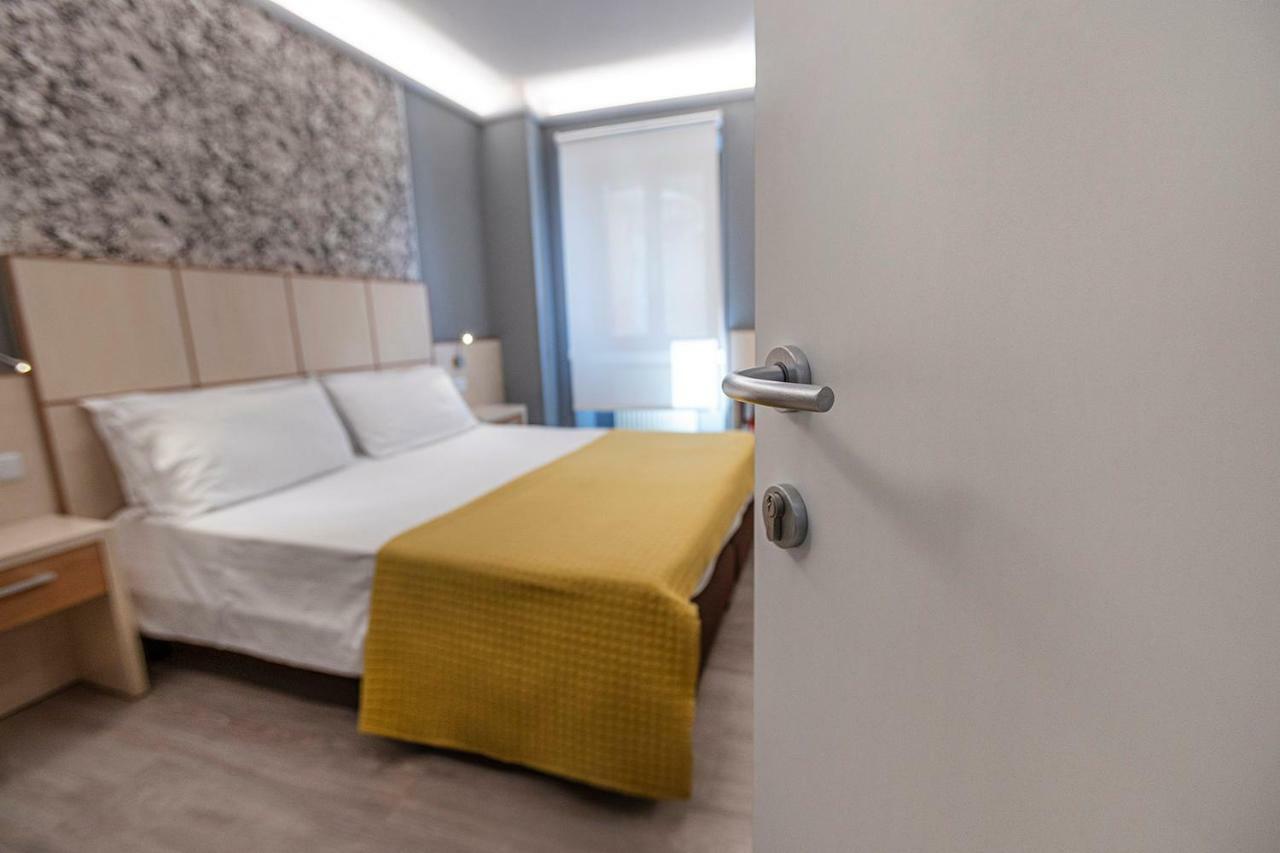 Albergo Aurora Malcesine Exterior photo