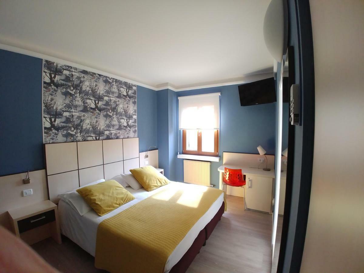 Albergo Aurora Malcesine Exterior photo